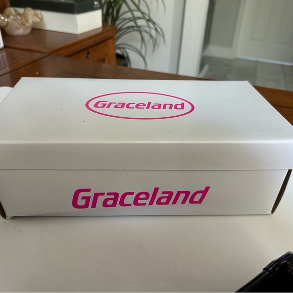 NEW - Graceland Black Low Wedge Shoes - Made in Germany - Size 7 - NIB - Picture 6 of 7